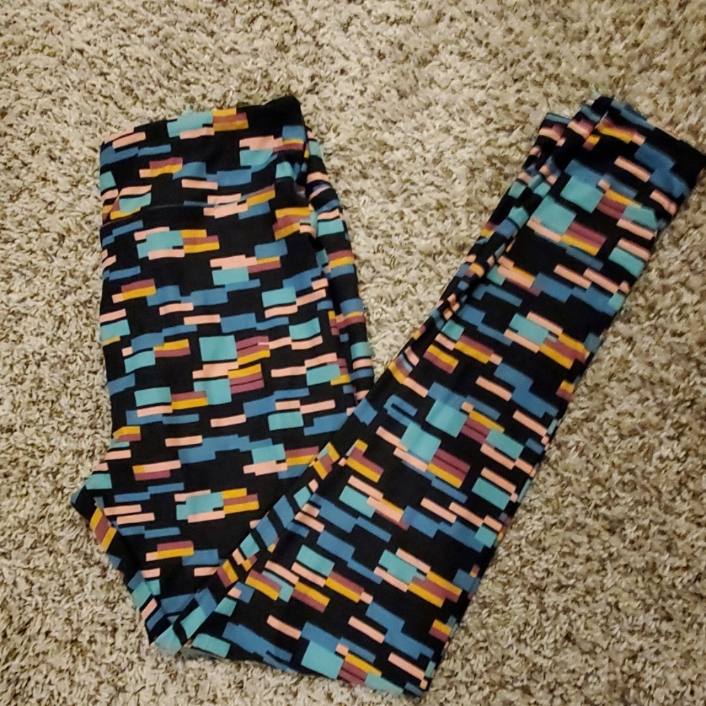 LulaRoe TC Leggings NWOT
